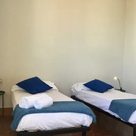 Fortezza Fourth Floor 6 Pax * Флоренция